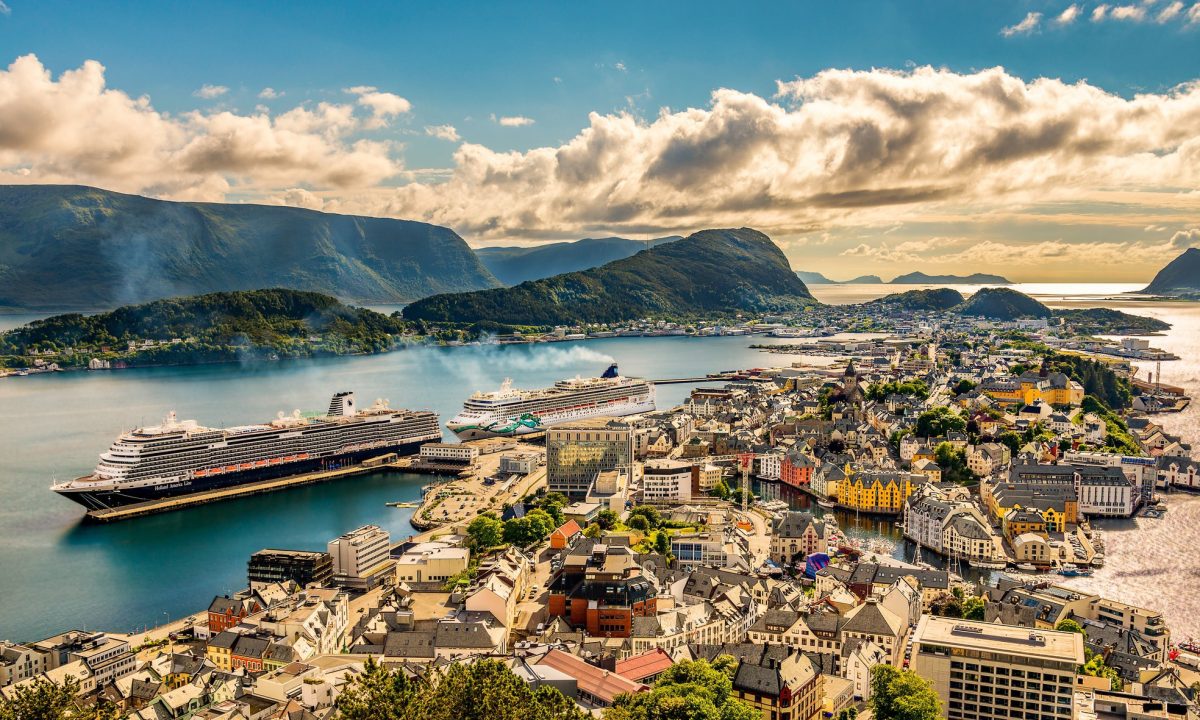 Ålesund - Best Places to Visit in Norway