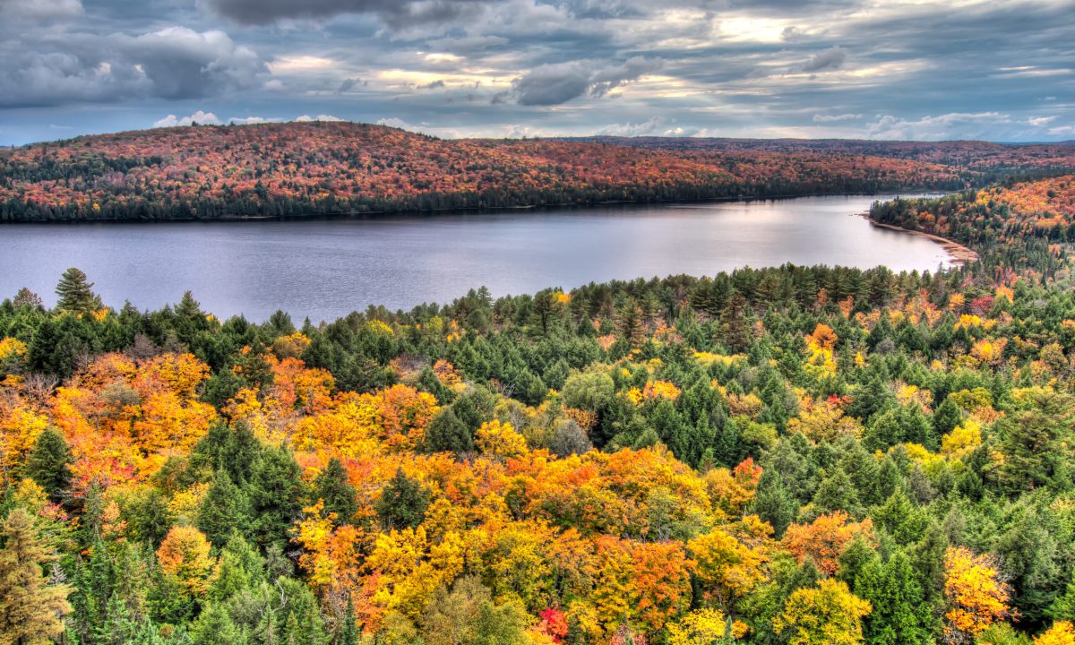 The highlight of Booth Rock trail is the view of Rock Lake from the lookout.  The view is even more spectagular in fall as the trees change color, I was lucky to do this hike just when the leaves were changing.