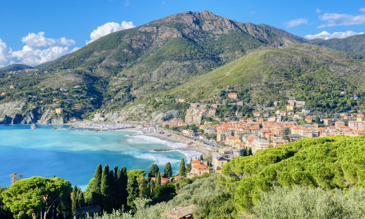 Cinque-Terre-Most-Beautiful-Treks-in-Europe